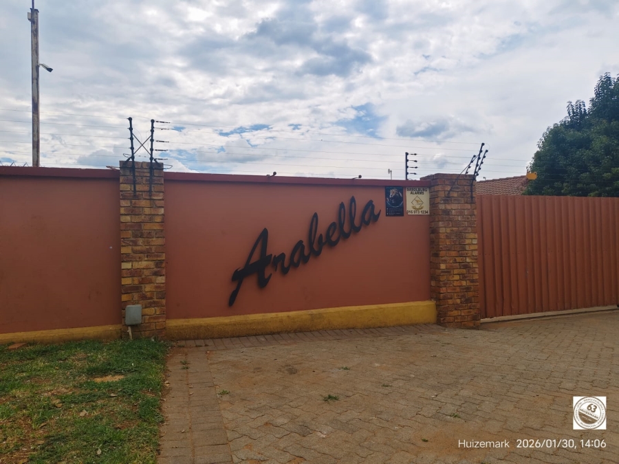 2 Bedroom Property for Sale in Vaalpark Free State
